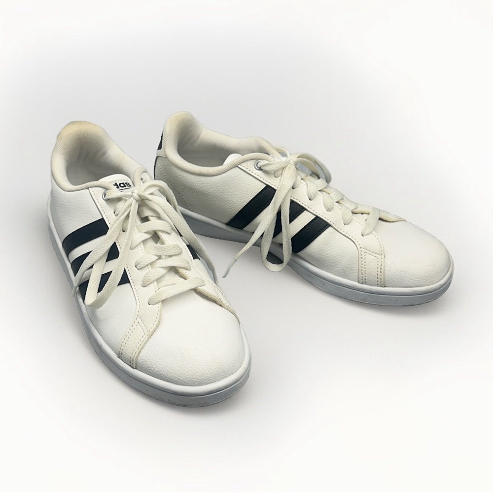 Size 9 - adidas Cloudfoam Advantage White Black M pre-owned